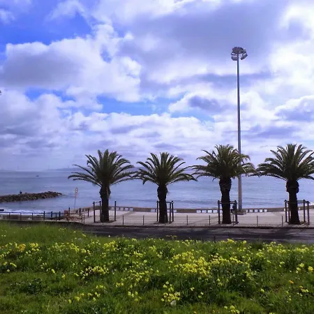 Entre O Mar E Lisboa * 오이라스