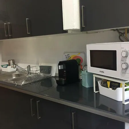 Entre O Mar E Lisboa *