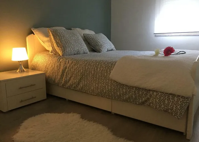 Entre O Mar E Lisboa אוייראס